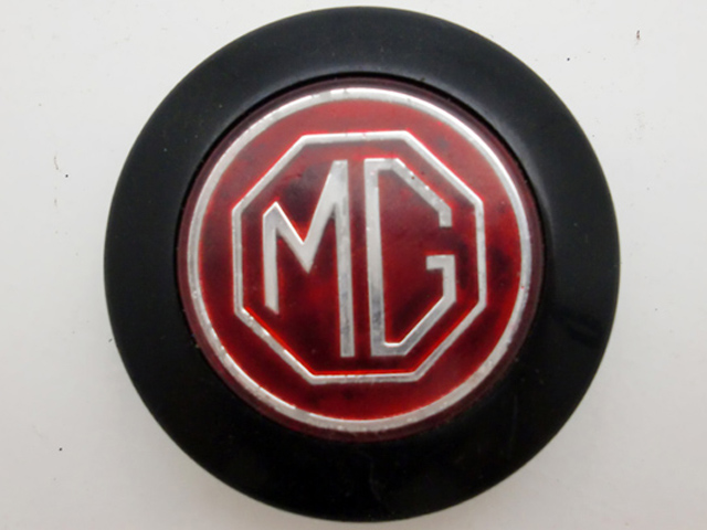 MG　ステアリングセンターモチーフ　中古 英国車・MINIのレアパーツ ステアリング
