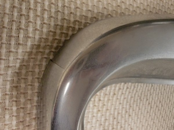 画像2: グリルサラウンド　MG1100/1300　純正　British Leyland　未使用 (2)