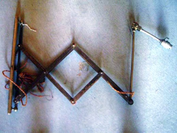 画像2: 作業用ランプ　伸縮可　当時物 (2)