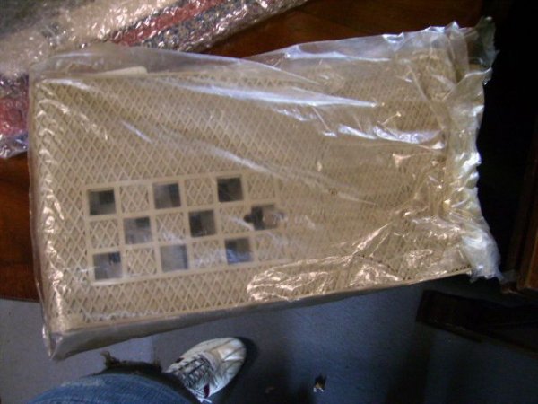 画像2: イタリア製　MINI用　グリルカバー　新品　未使用 (2)