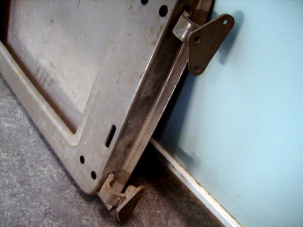 画像3: オースチン　ヒーレー　MK-1（カニ目）　左 ドア Assy　純正　未使用 (3)