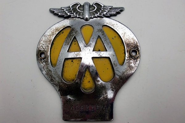 画像3: AAバッジ (3)