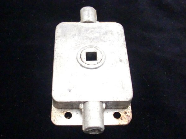 画像3: Mini　Estate用（カントリーマン・トラベラー・バン）　リア　ドアロック　未使用 (3)