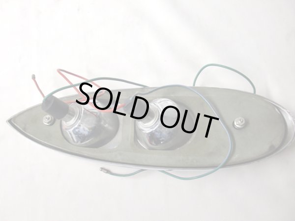 画像2: ADO16 1300  テール・ランプASSY　中古 (2)